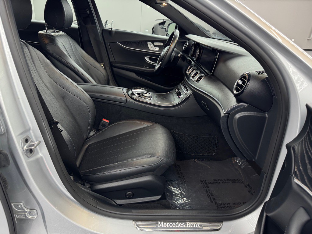 2019 Mercedes-Benz E-Class Image 23