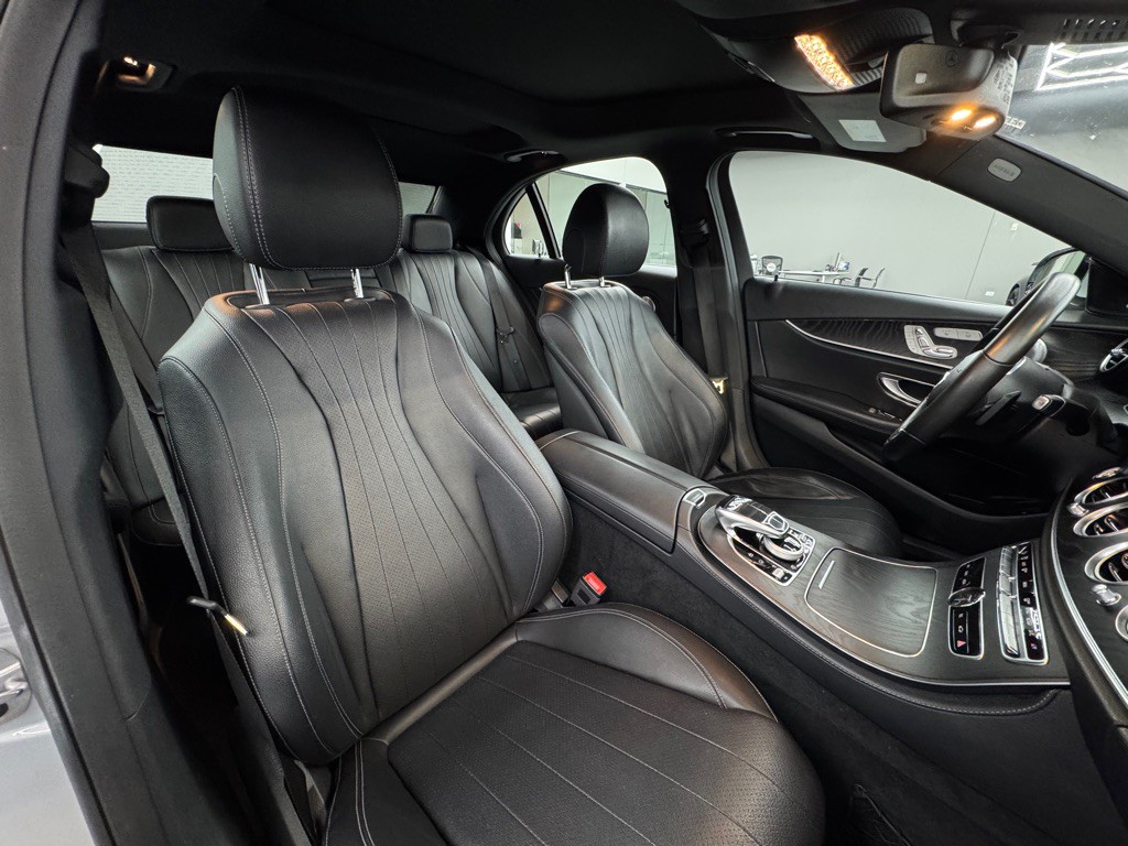 2019 Mercedes-Benz E-Class Image 24