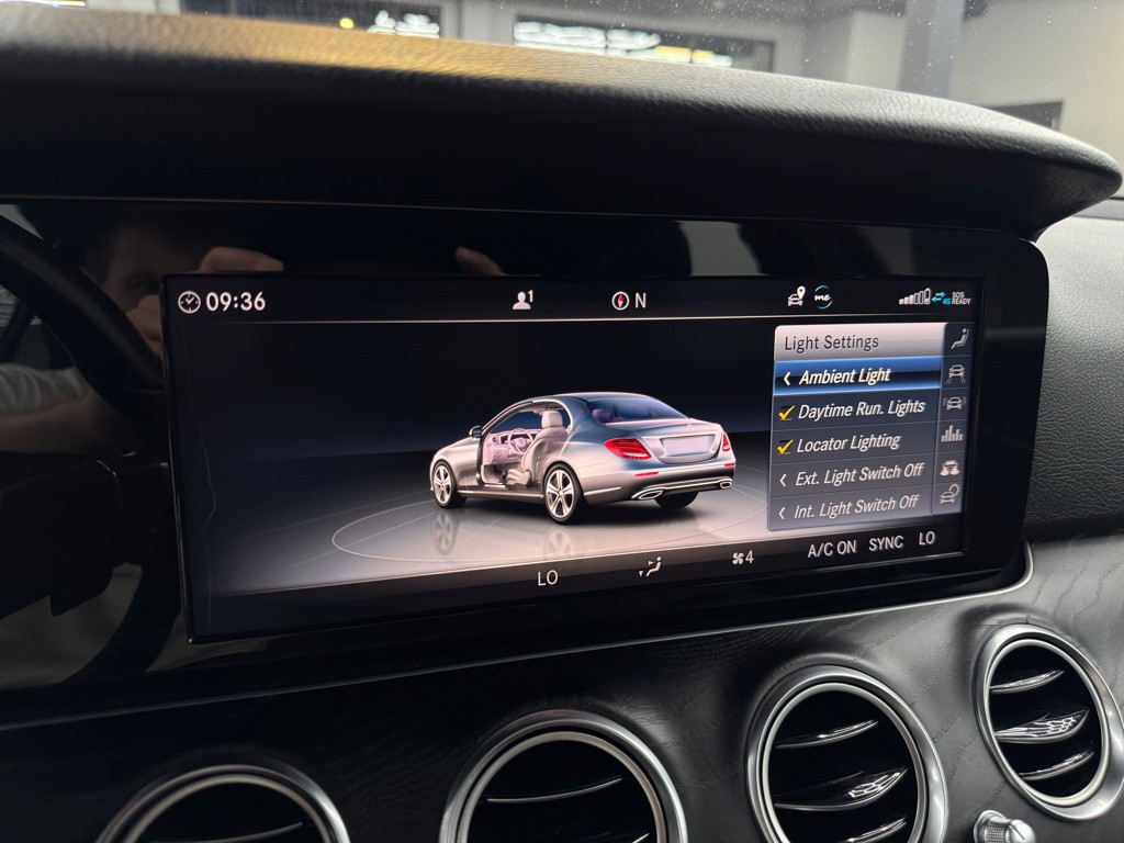 2019 Mercedes-Benz E-Class Image 31