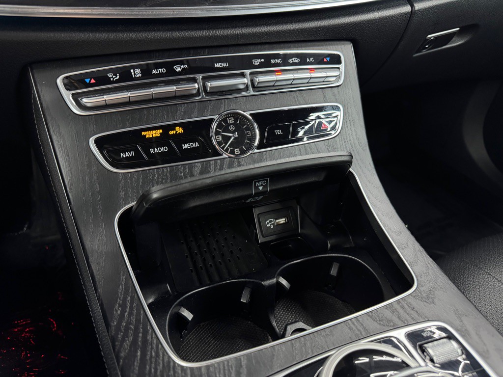 2019 Mercedes-Benz E-Class Image 33