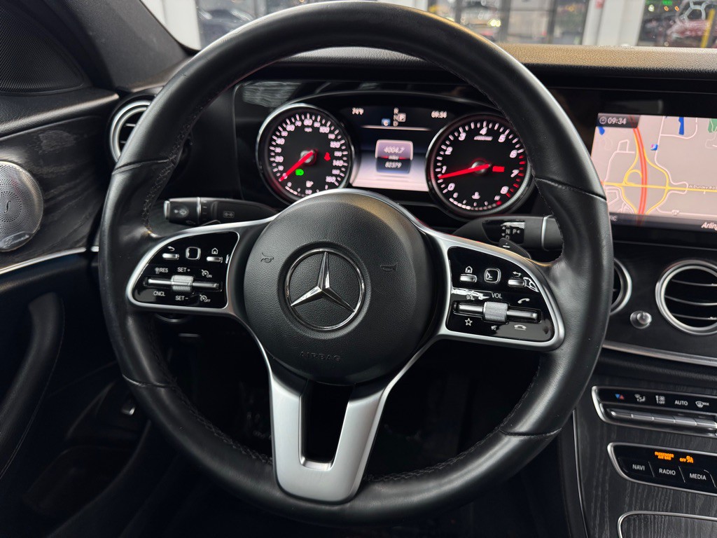 2019 Mercedes-Benz E-Class Image 35