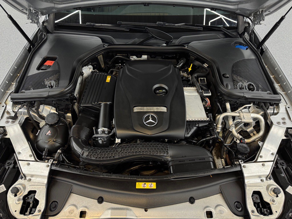 2019 Mercedes-Benz E-Class Image 38