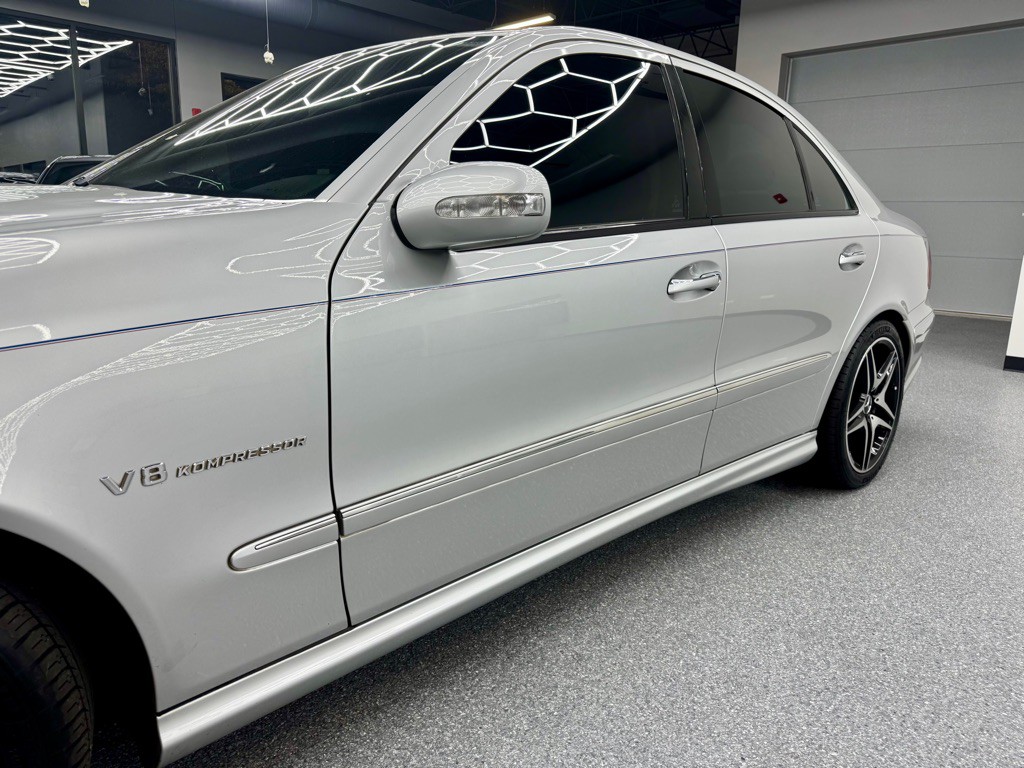 2003 Mercedes-Benz E-Class Image 10