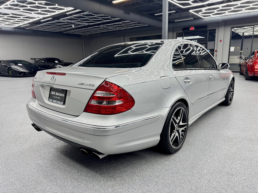 2003 Mercedes-Benz E-Class Image 16