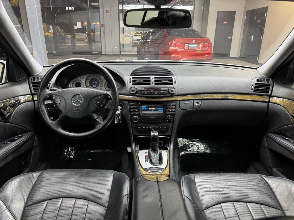 2003 Mercedes-Benz E-Class Image 35