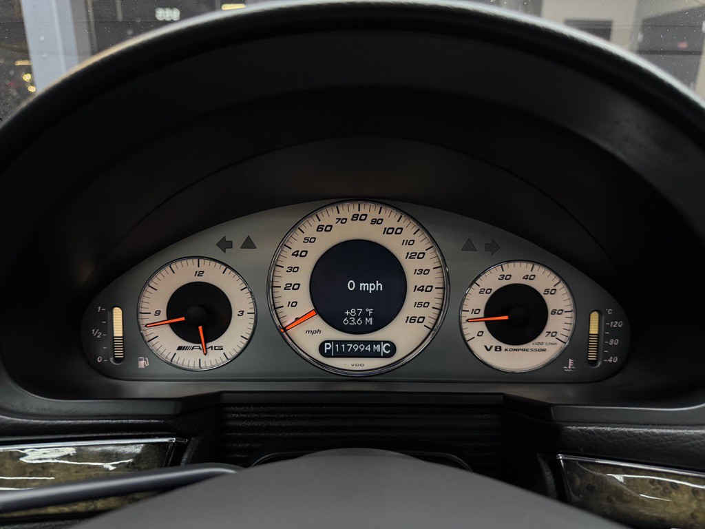 2003 Mercedes-Benz E-Class Image 41