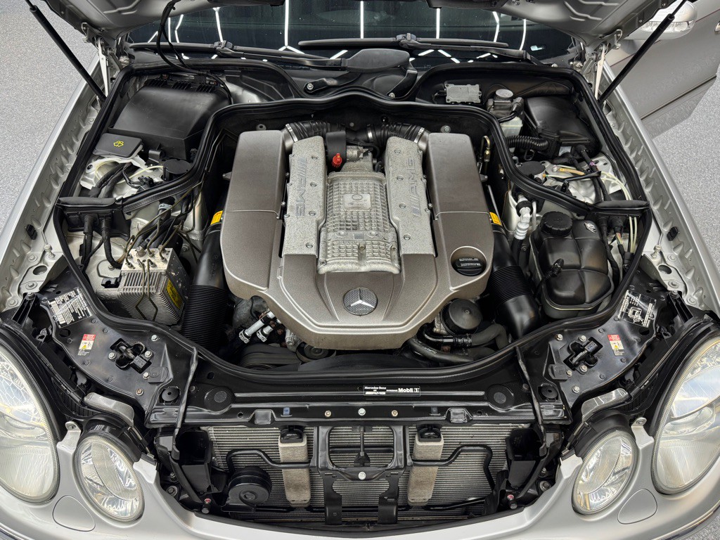 2003 Mercedes-Benz E-Class Image 43