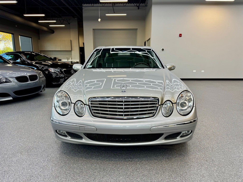 2005 Mercedes-Benz E-Class Image 4