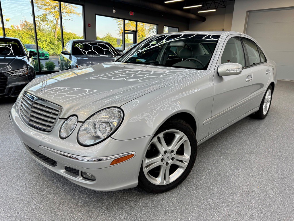 2005 Mercedes-Benz E-Class Image 8
