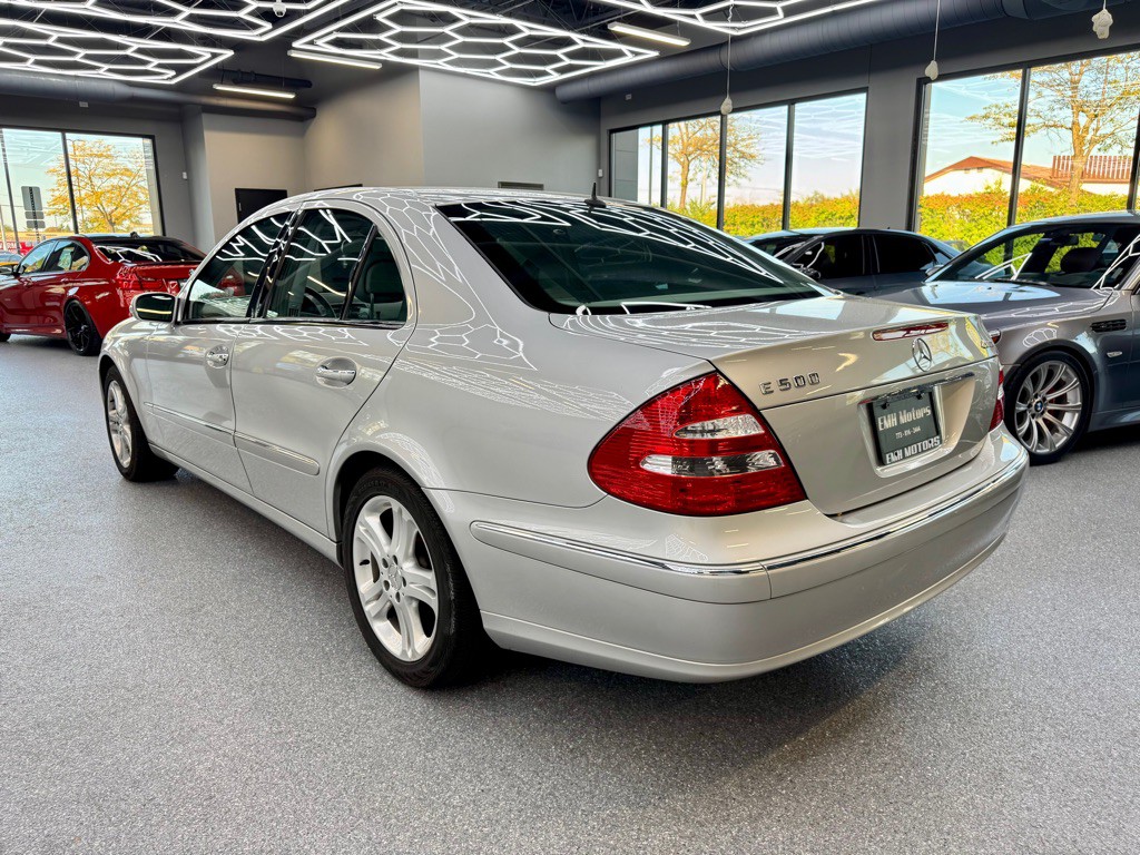 2005 Mercedes-Benz E-Class Image 12