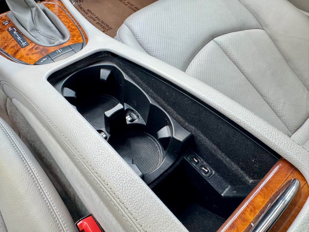 2005 Mercedes-Benz E-Class Image 34