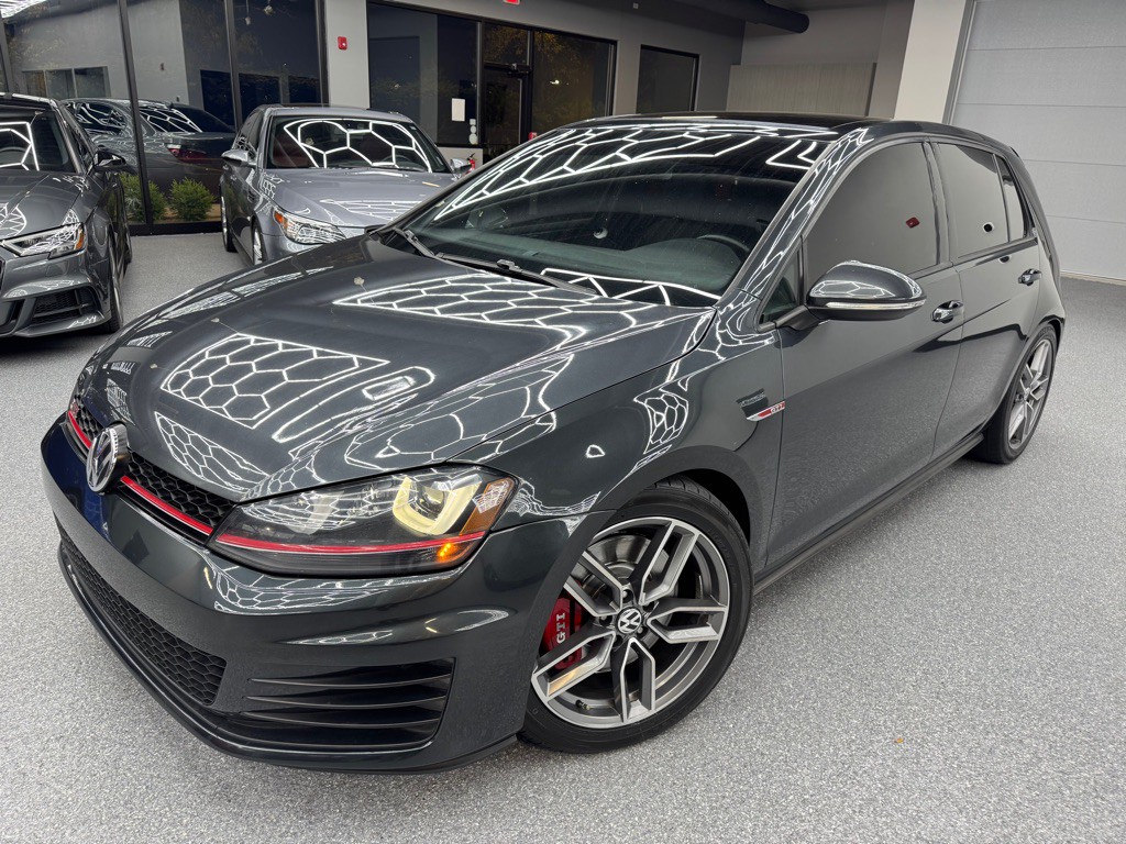 2017 Volkswagen GTI Image 6