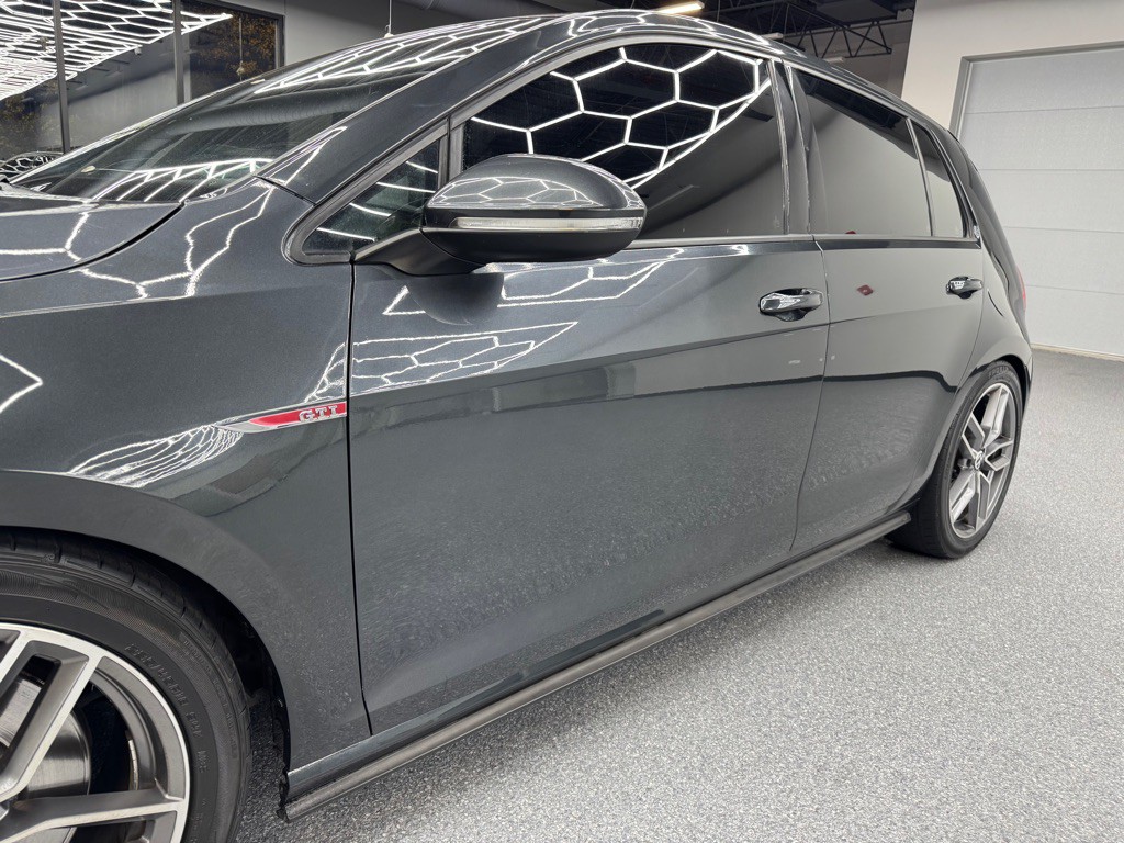 2017 Volkswagen GTI Image 7