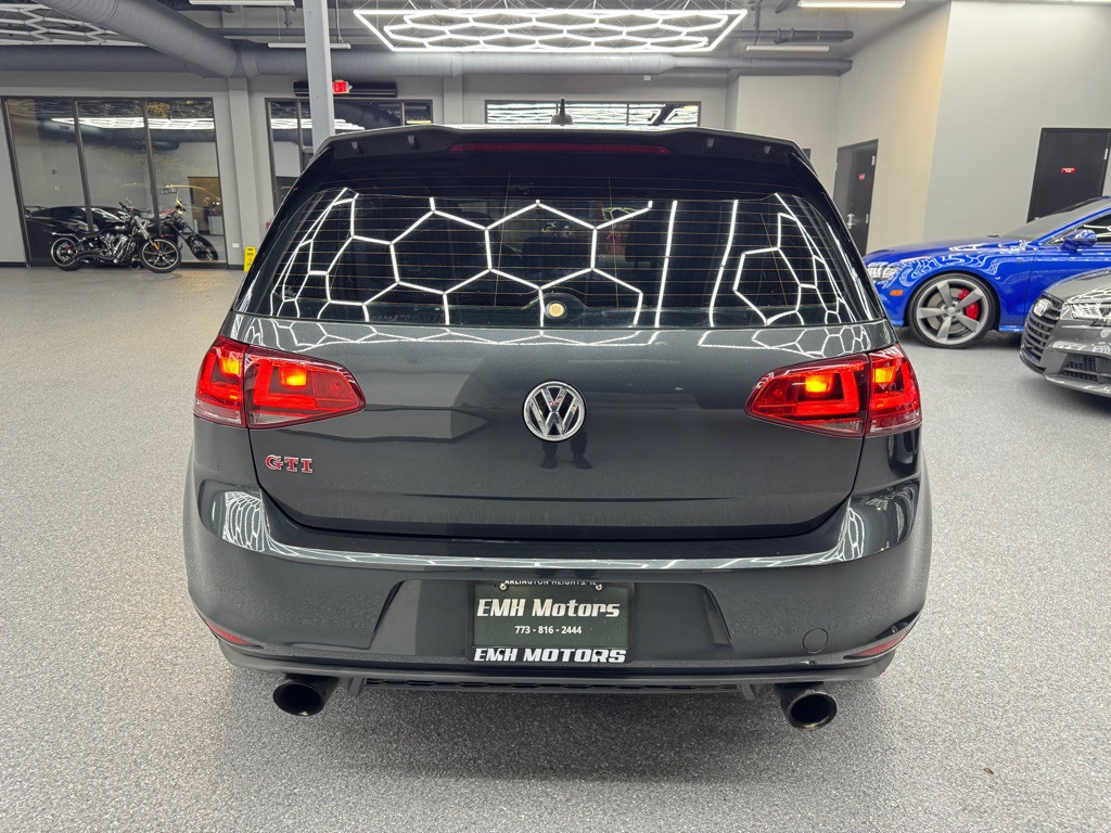 2017 Volkswagen GTI Image 10