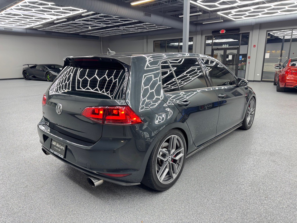 2017 Volkswagen GTI Image 12
