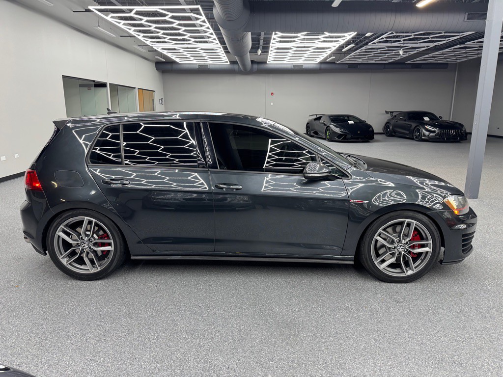 2017 Volkswagen GTI Image 13
