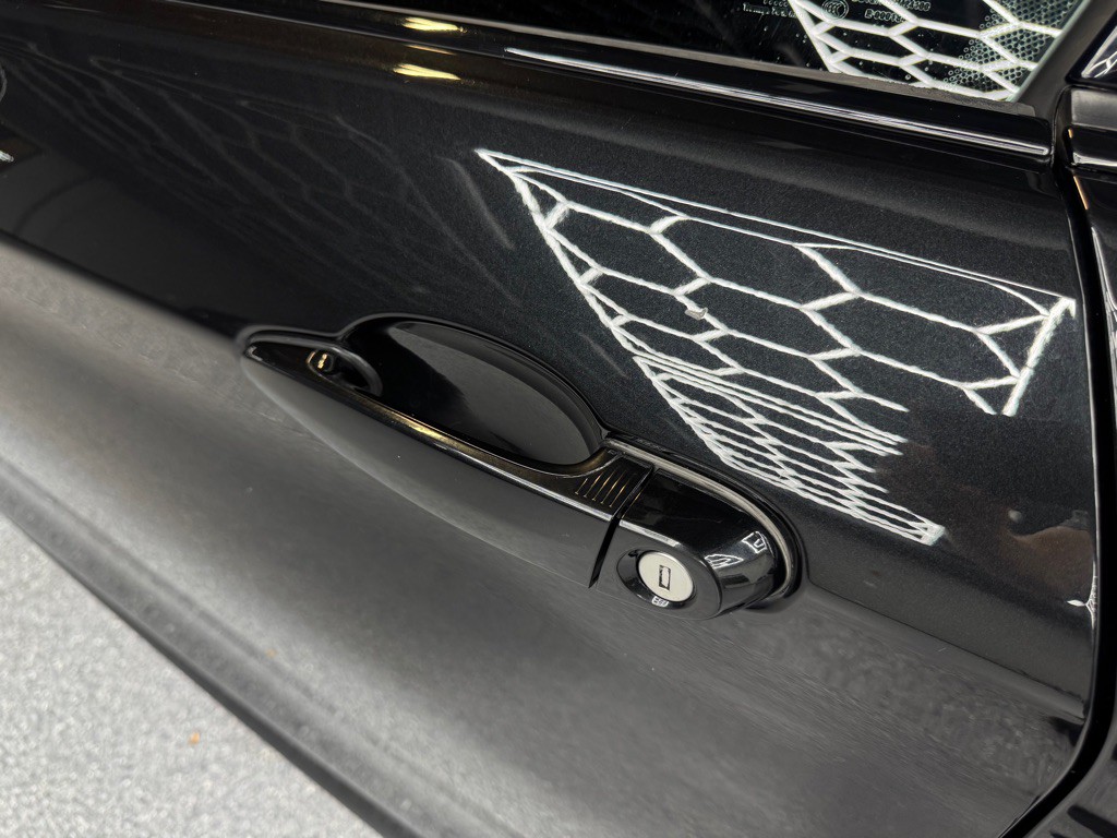 2016 BMW M4 Image 25