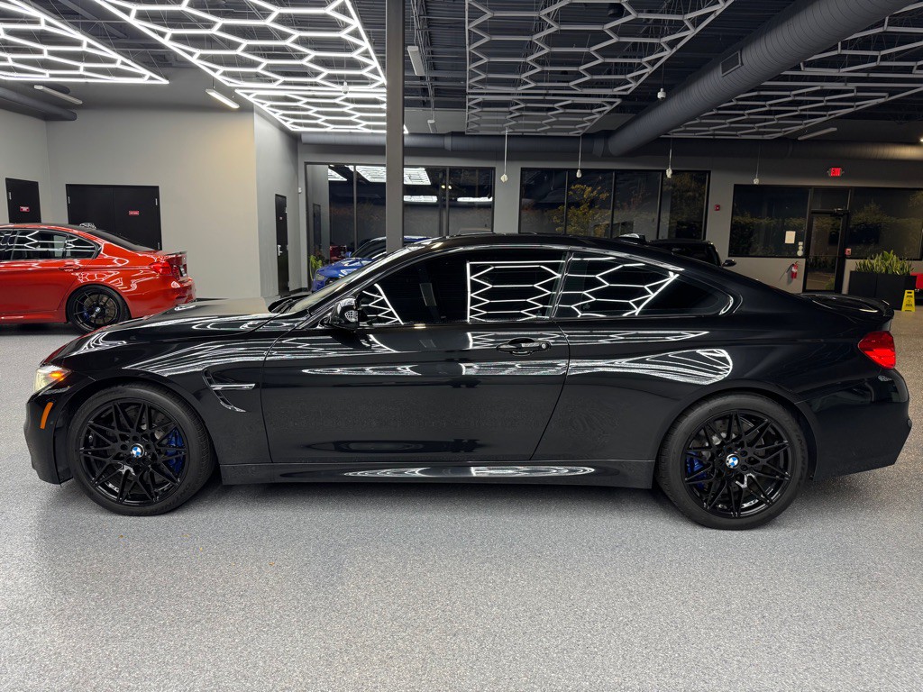 2016 BMW M4 Image 12