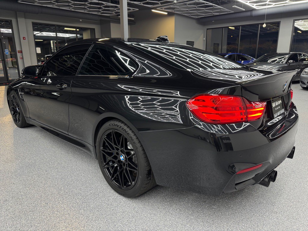 2016 BMW M4 Image 13