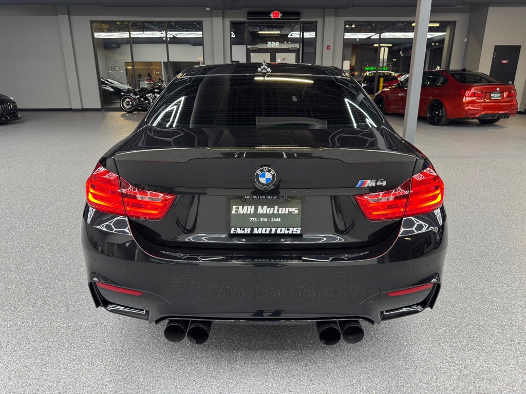 2016 BMW M4 Image 16
