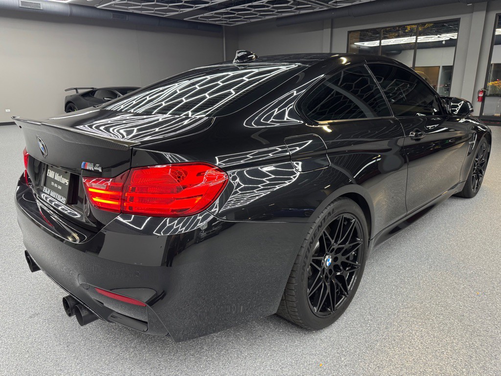 2016 BMW M4 Image 20