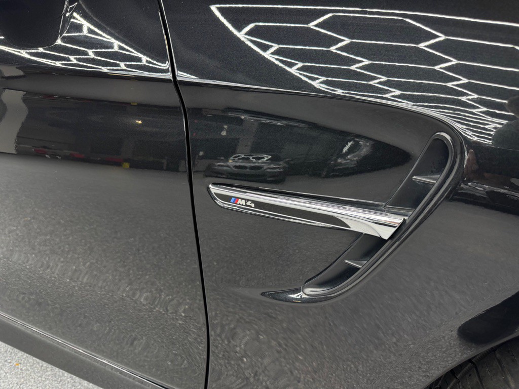 2016 BMW M4 Image 27