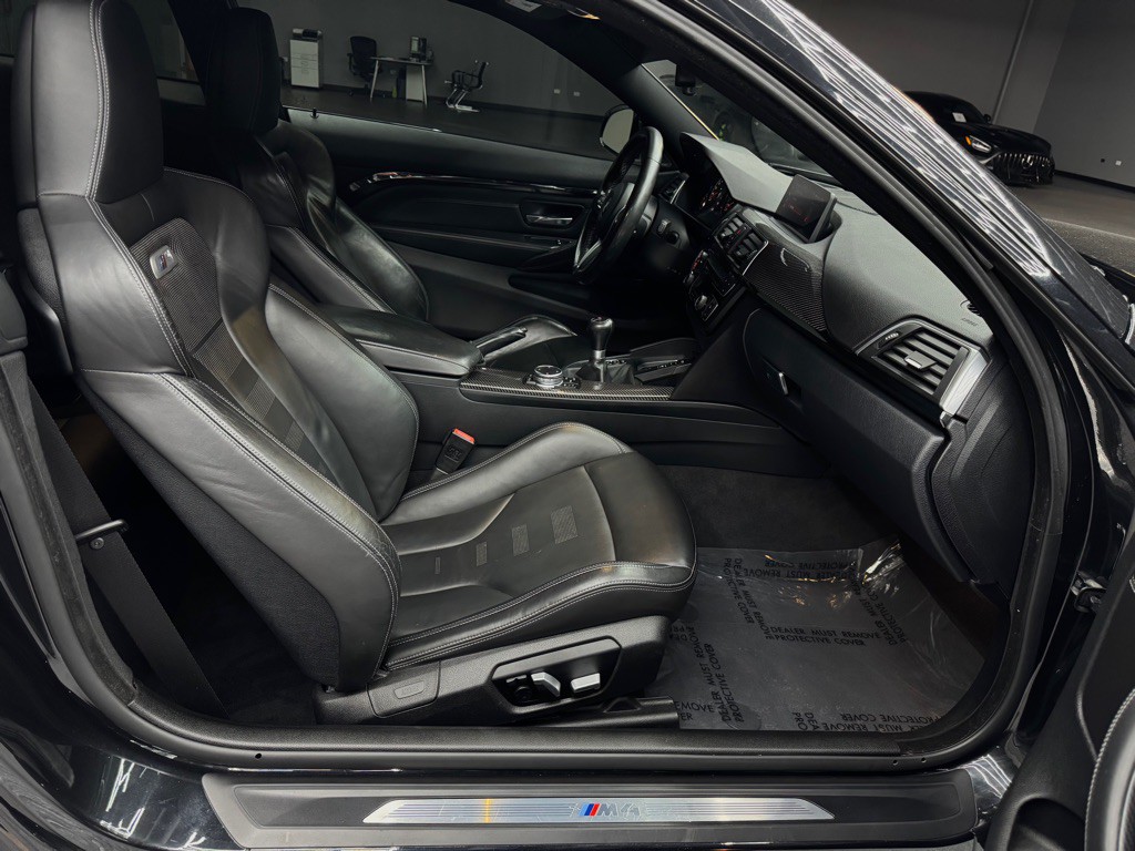 2016 BMW M4 Image 38