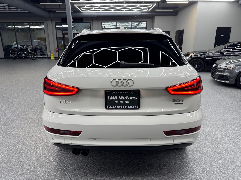 2015 Audi Q3 Image 8