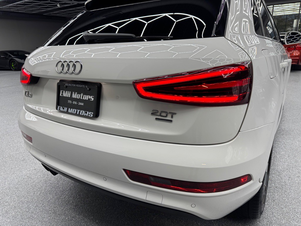 2015 Audi Q3 Image 9