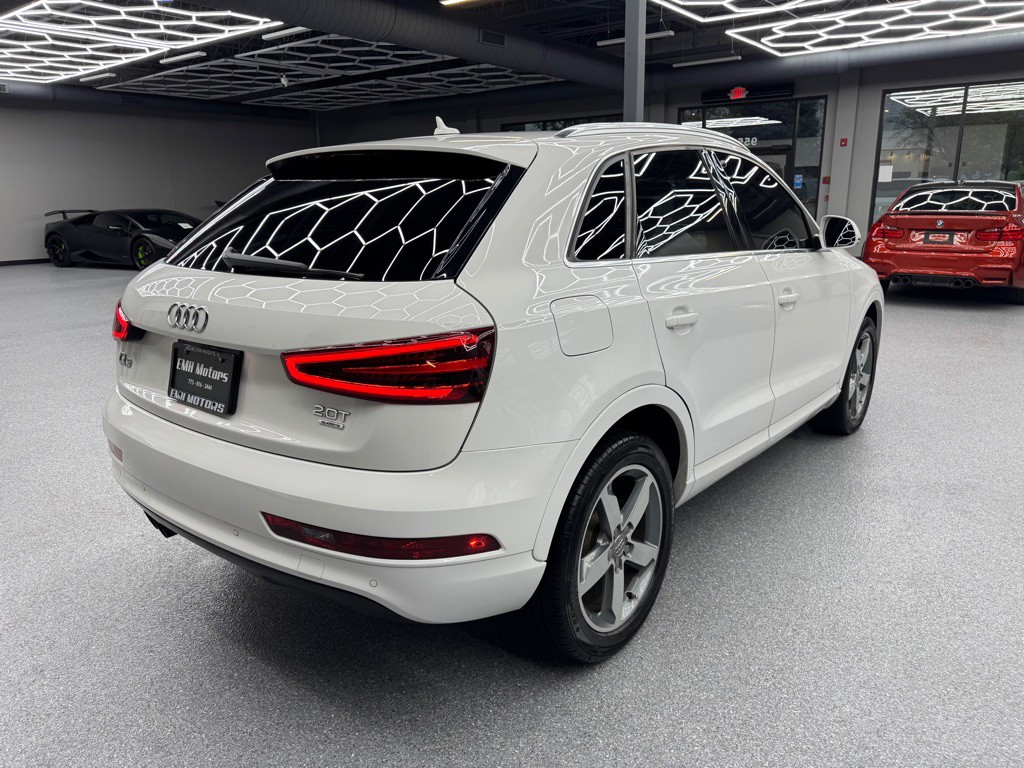 2015 Audi Q3 Image 10