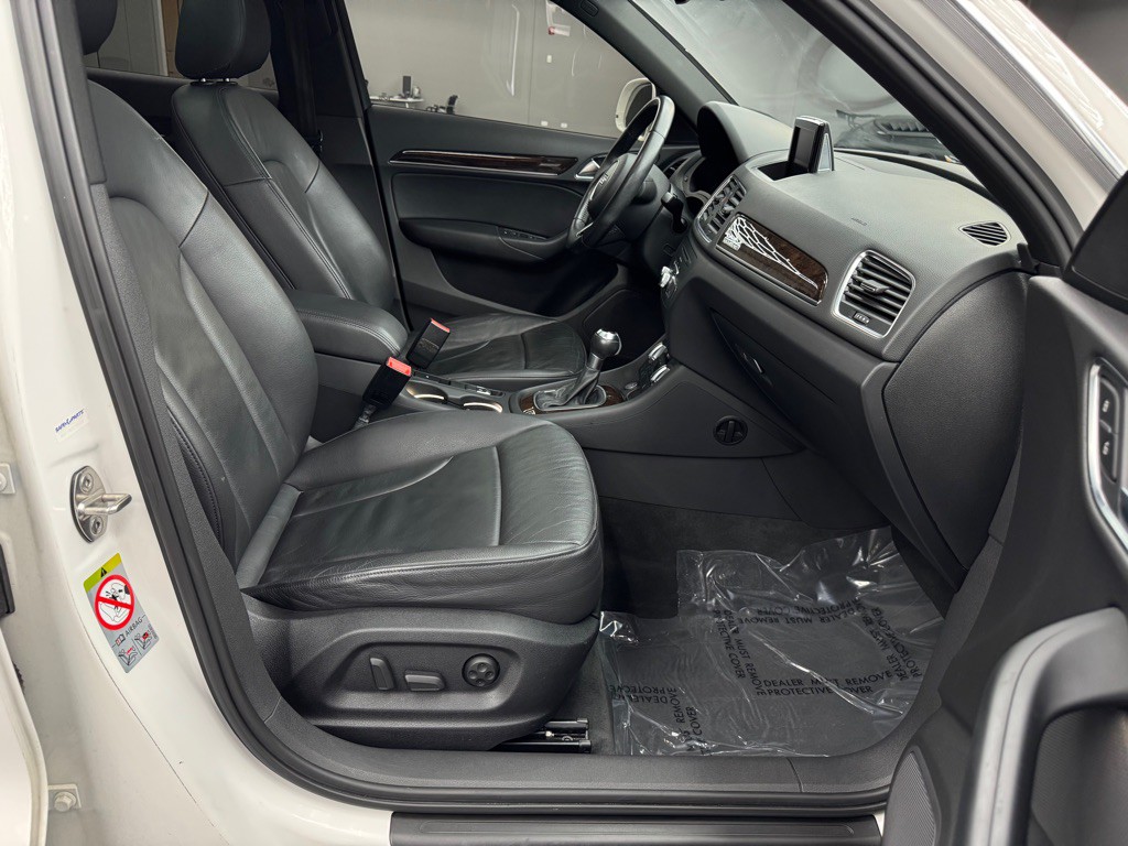 2015 Audi Q3 Image 23