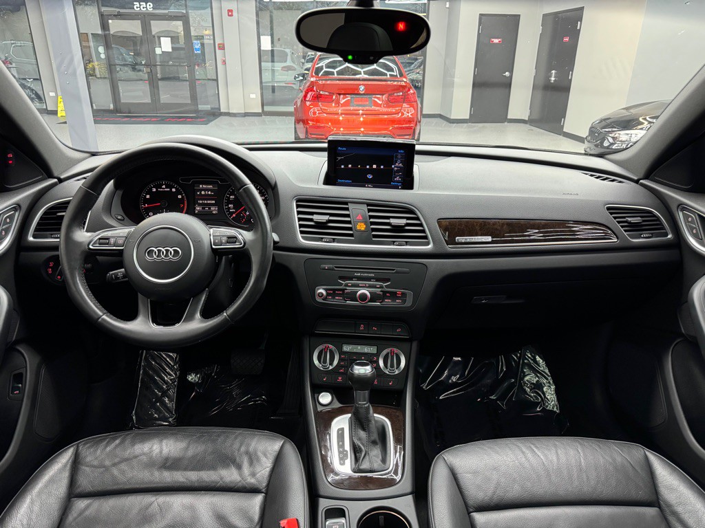 2015 Audi Q3 Image 25
