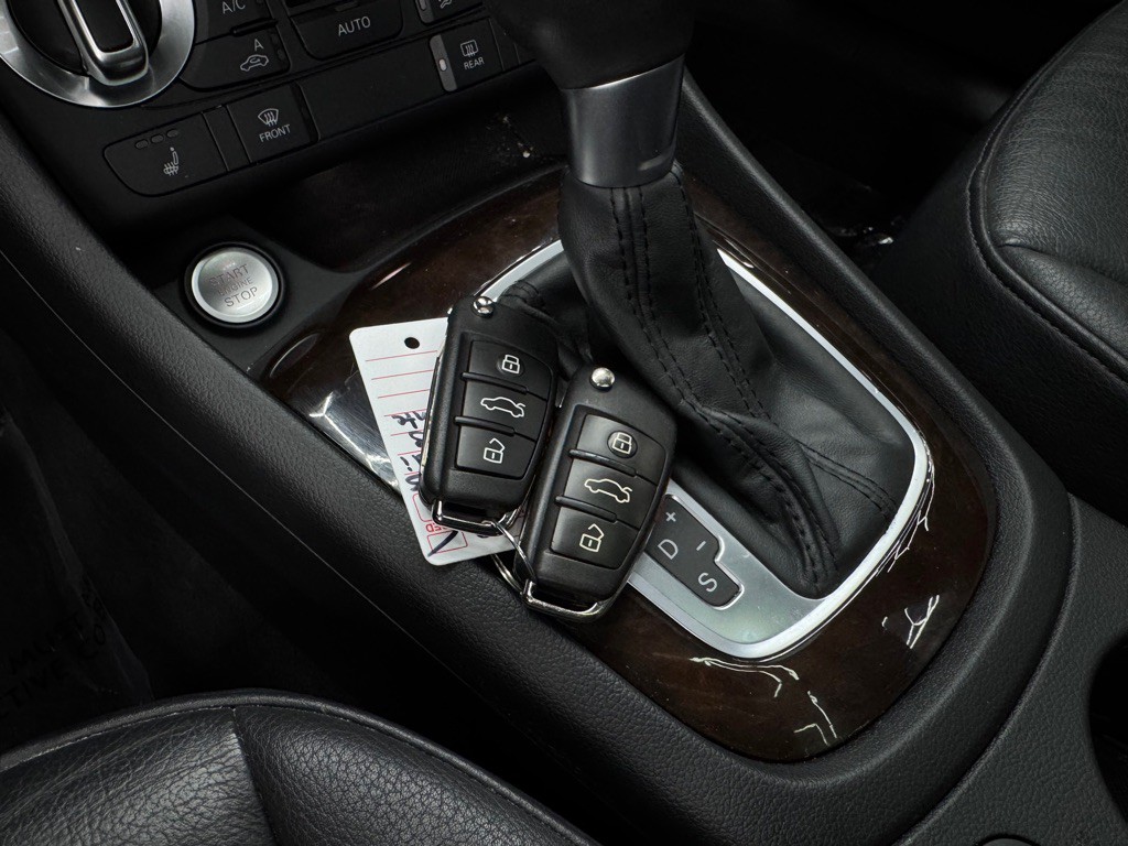 2015 Audi Q3 Image 32