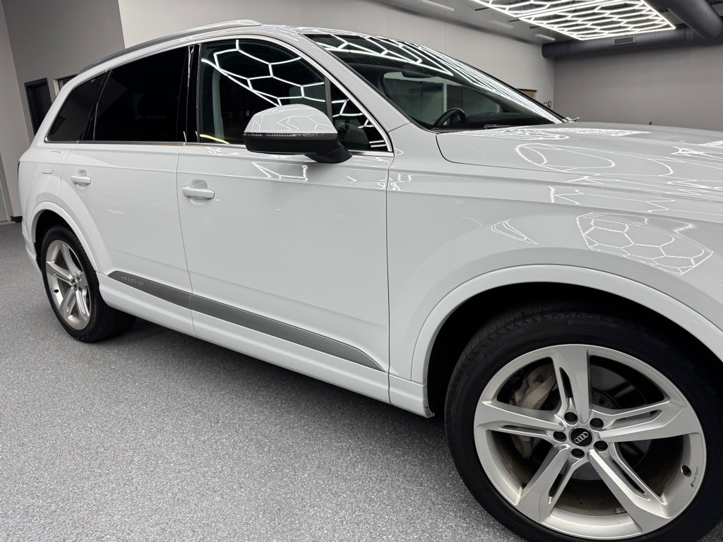 2019 Audi Q7 Image 3
