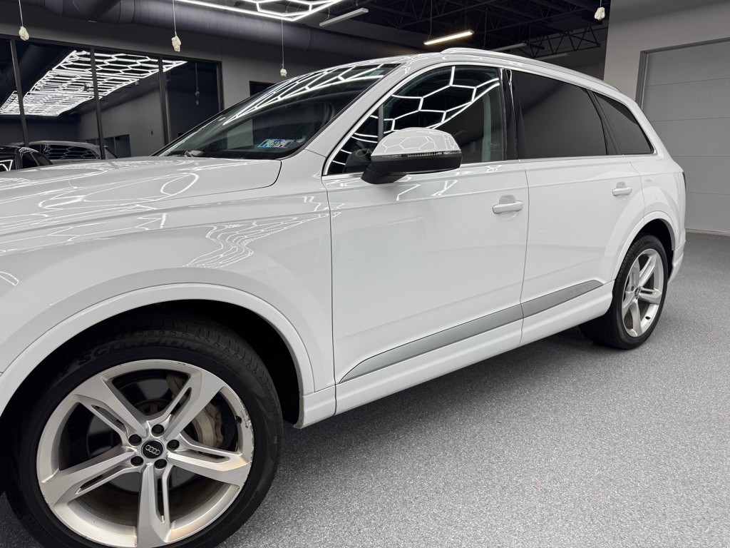 2019 Audi Q7 Image 8