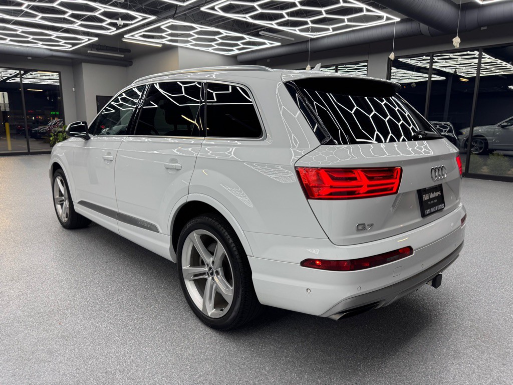 2019 Audi Q7 Image 11
