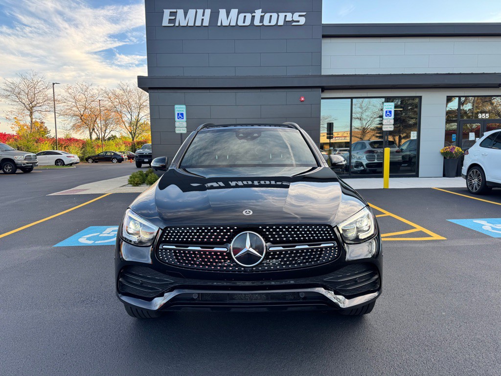 2021 Mercedes-Benz GLC-Class Image 3