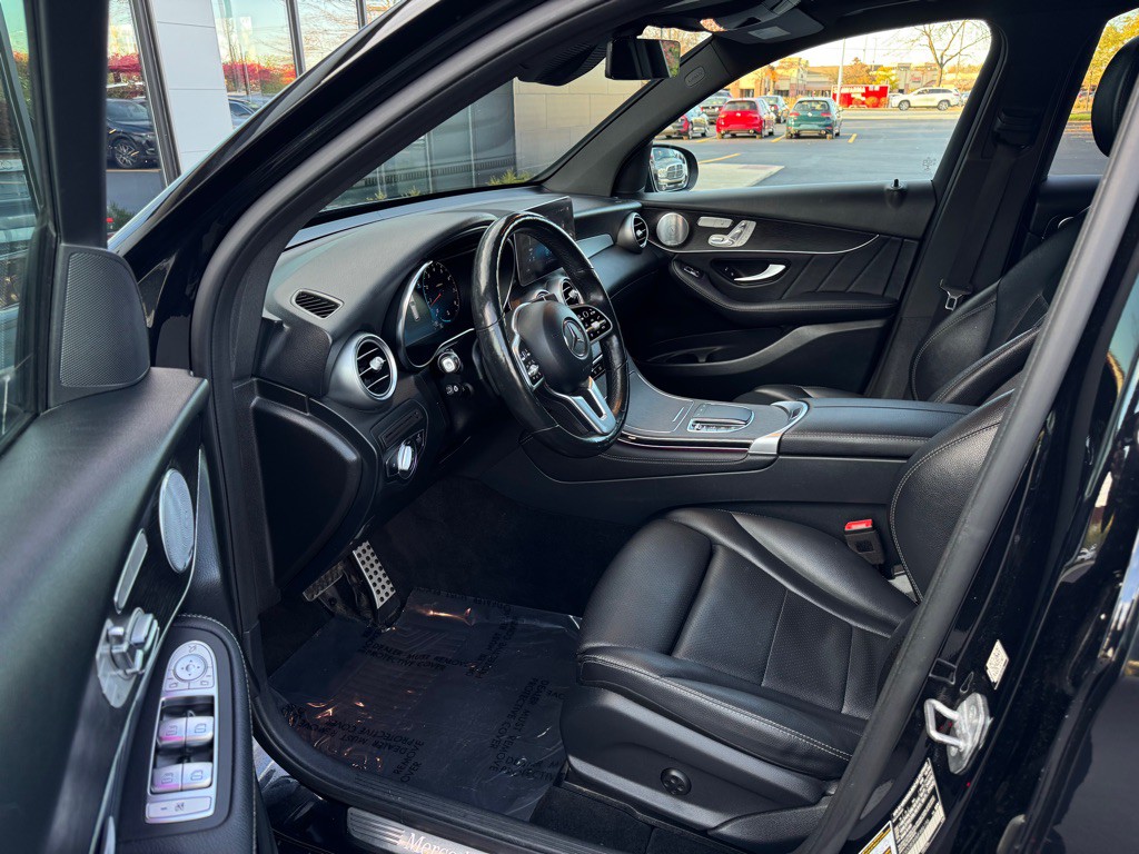 2021 Mercedes-Benz GLC-Class Image 19