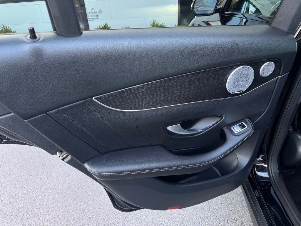 2021 Mercedes-Benz GLC-Class Image 22