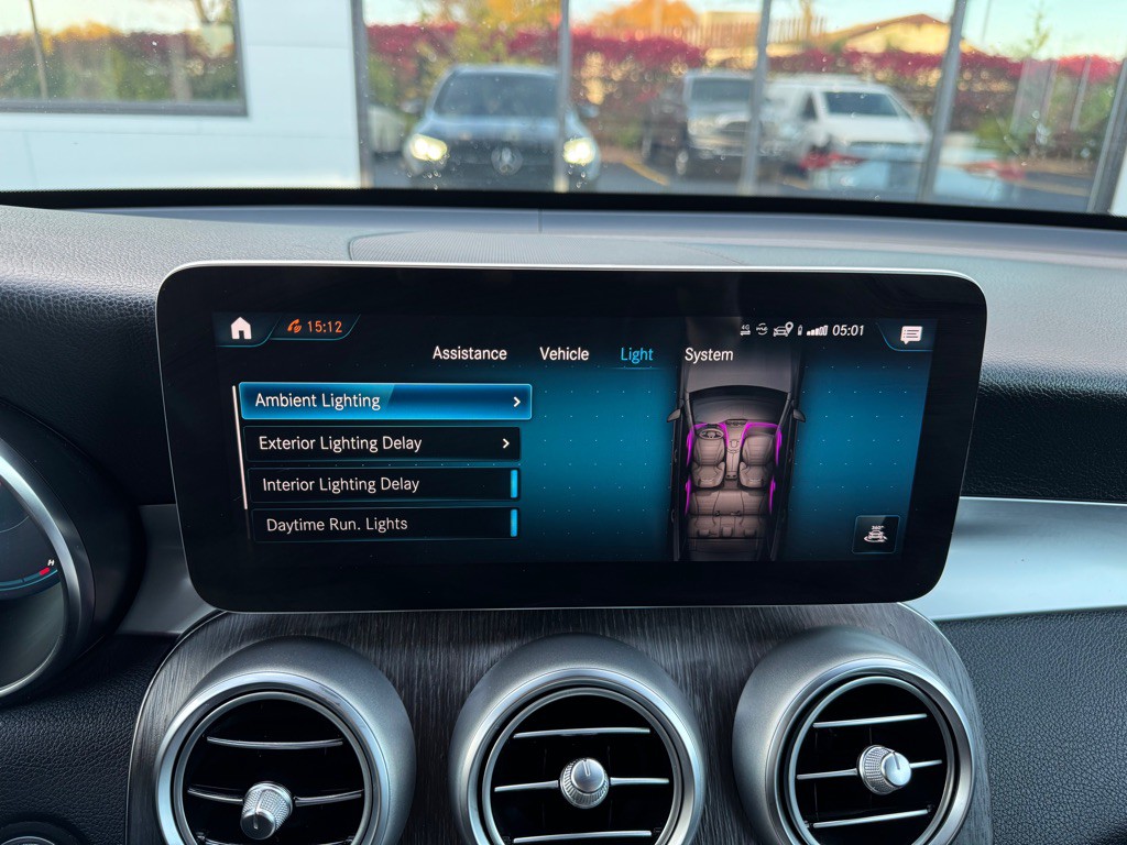 2021 Mercedes-Benz GLC-Class Image 34