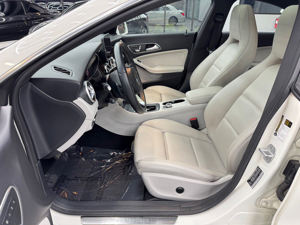 2018 Mercedes-Benz CLA-Class Image 22