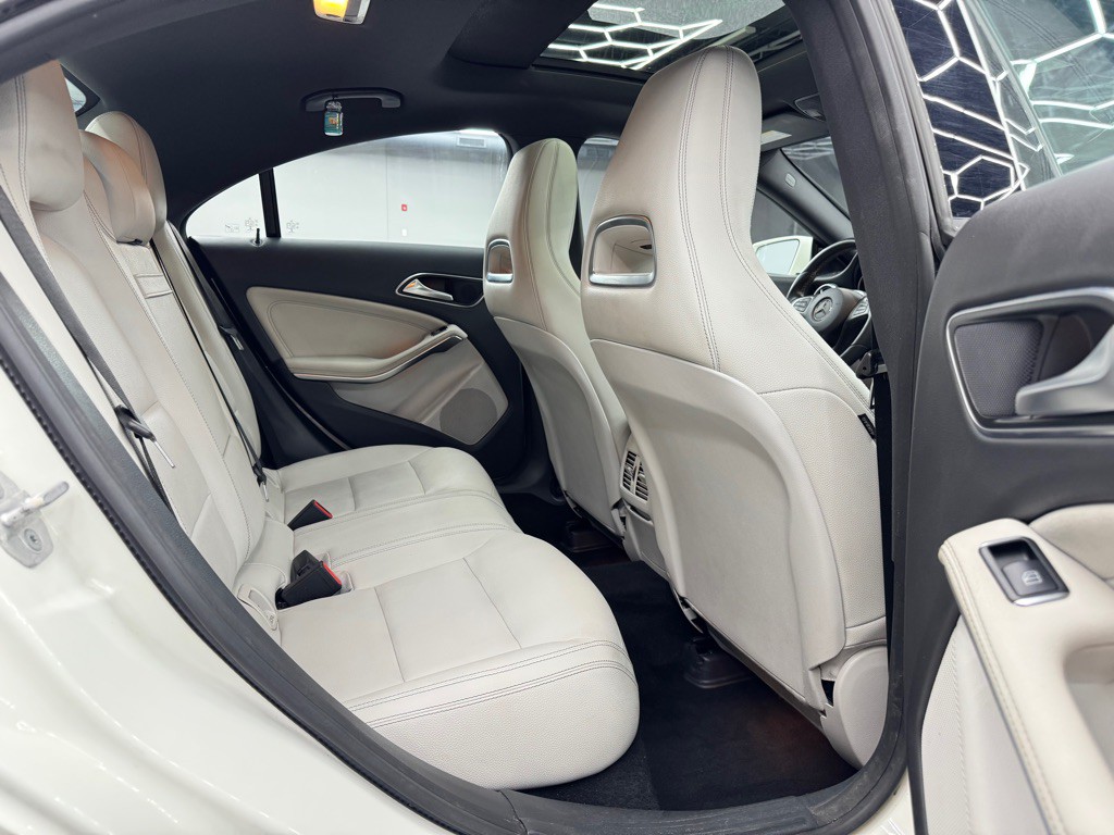2018 Mercedes-Benz CLA-Class Image 27