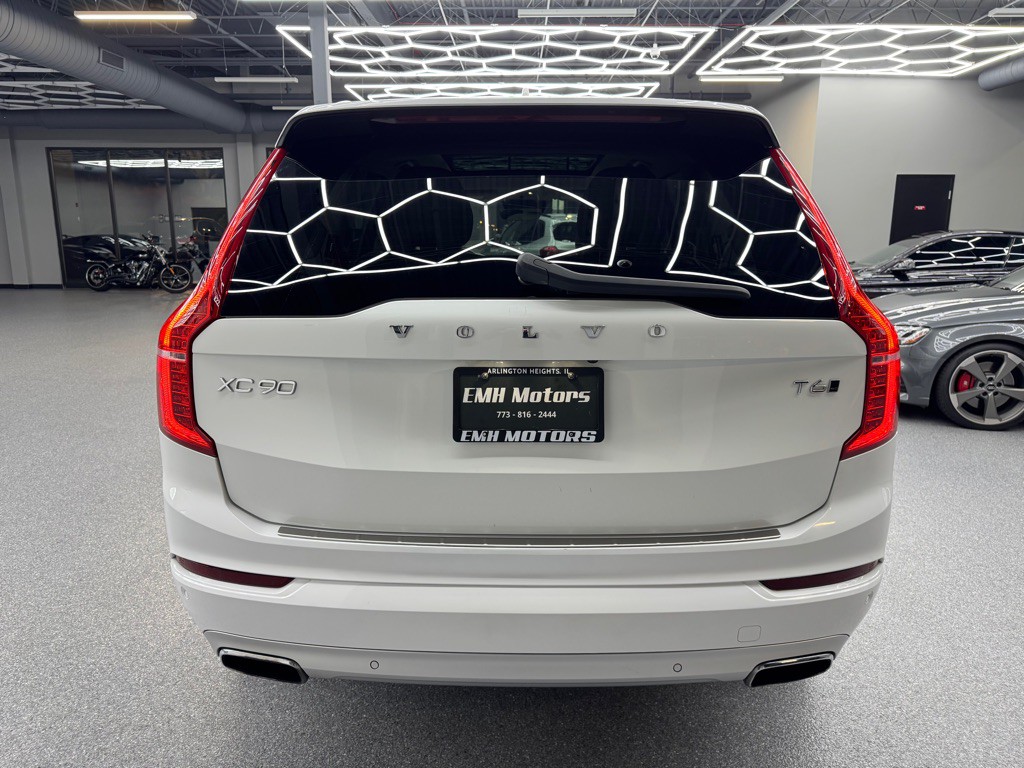 2020 Volvo XC90 Image 12
