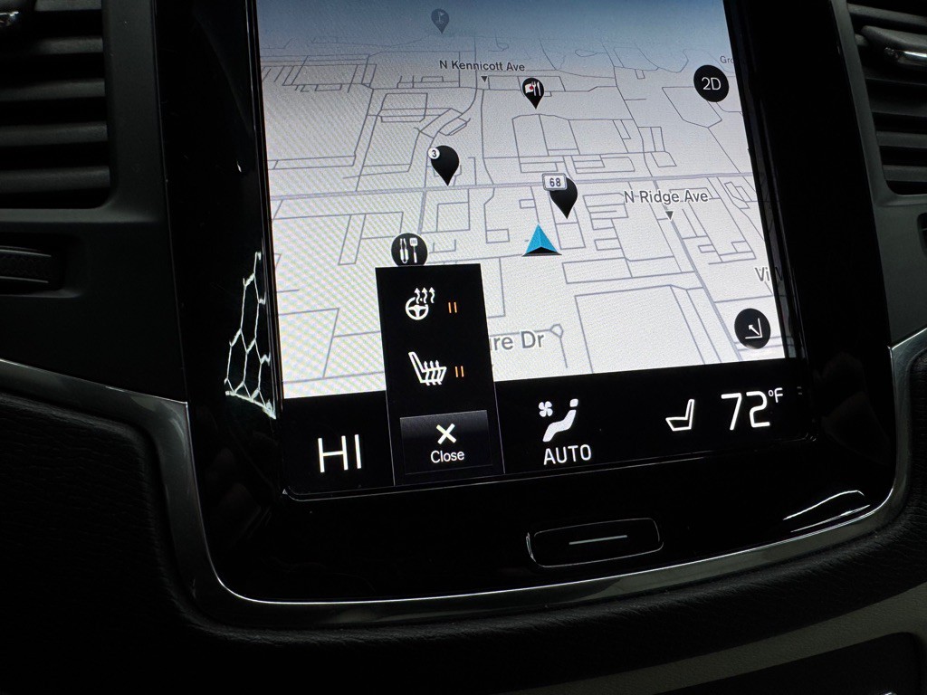 2020 Volvo XC90 Image 38