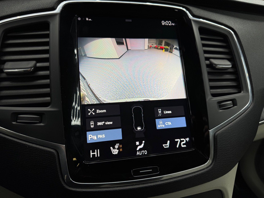2020 Volvo XC90 Image 41