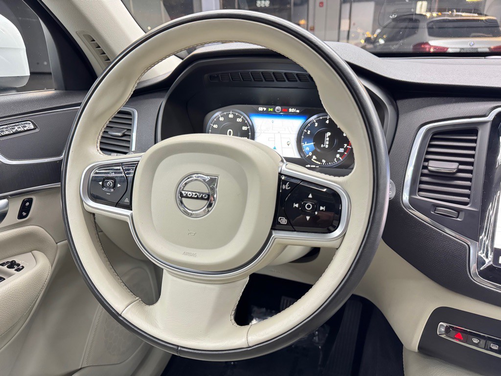 2020 Volvo XC90 Image 43