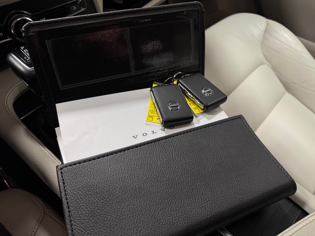 2020 Volvo XC90 Image 47