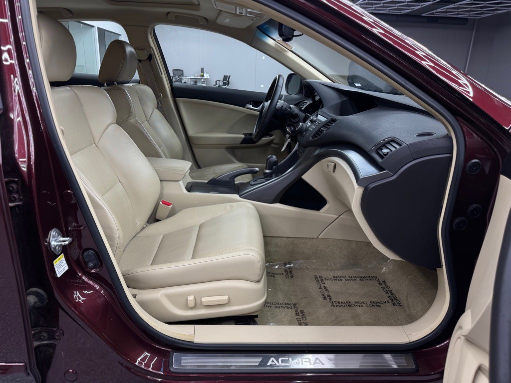 2011 Acura TSX Image 25