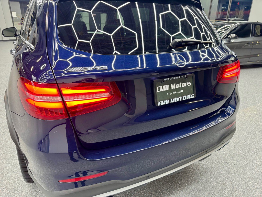 2017 Mercedes-Benz GLC-Class Image 11