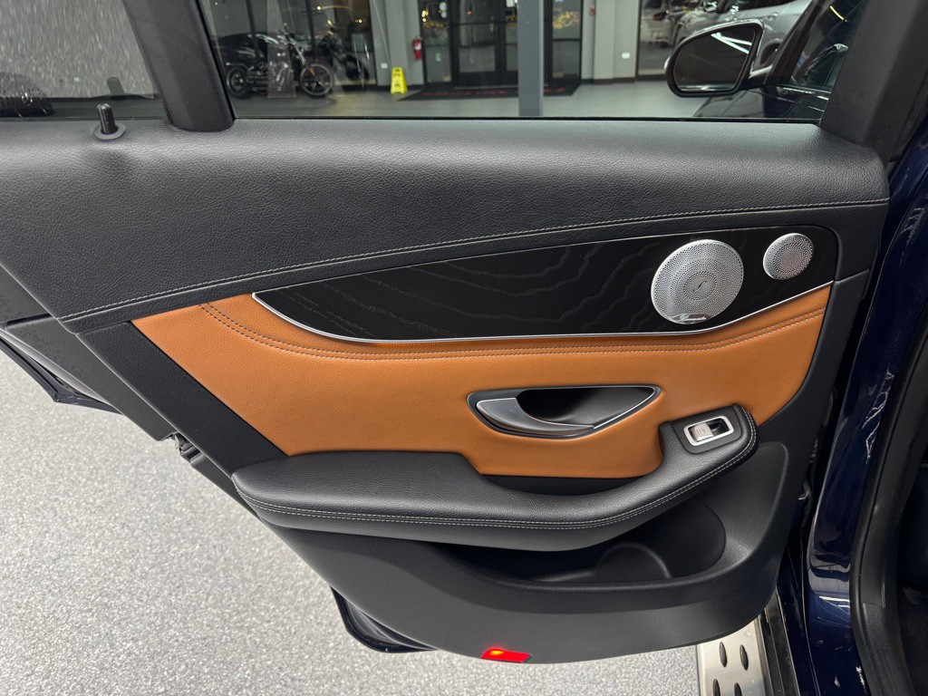 2017 Mercedes-Benz GLC-Class Image 20